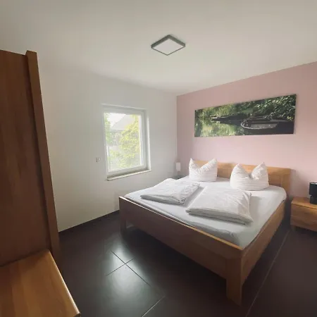 Spreewaldferienhauser Am Deich 아파트 뤼벤