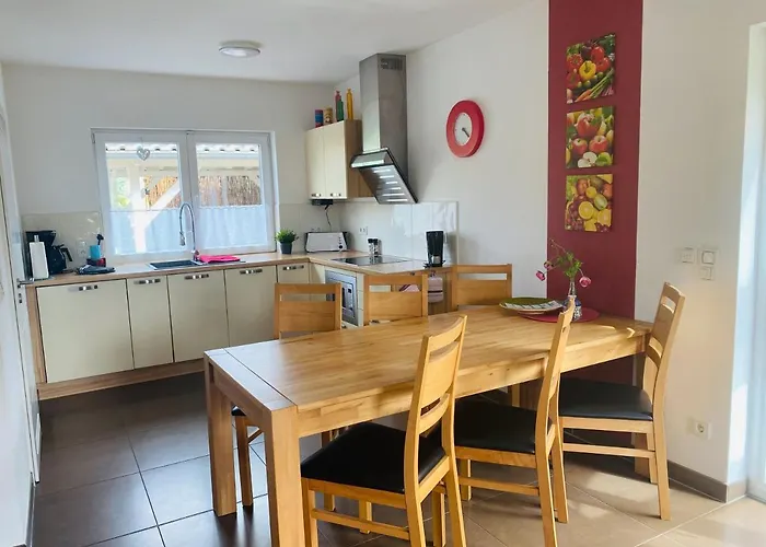 Daire Spreewaldferienhaeuser Am Deich *